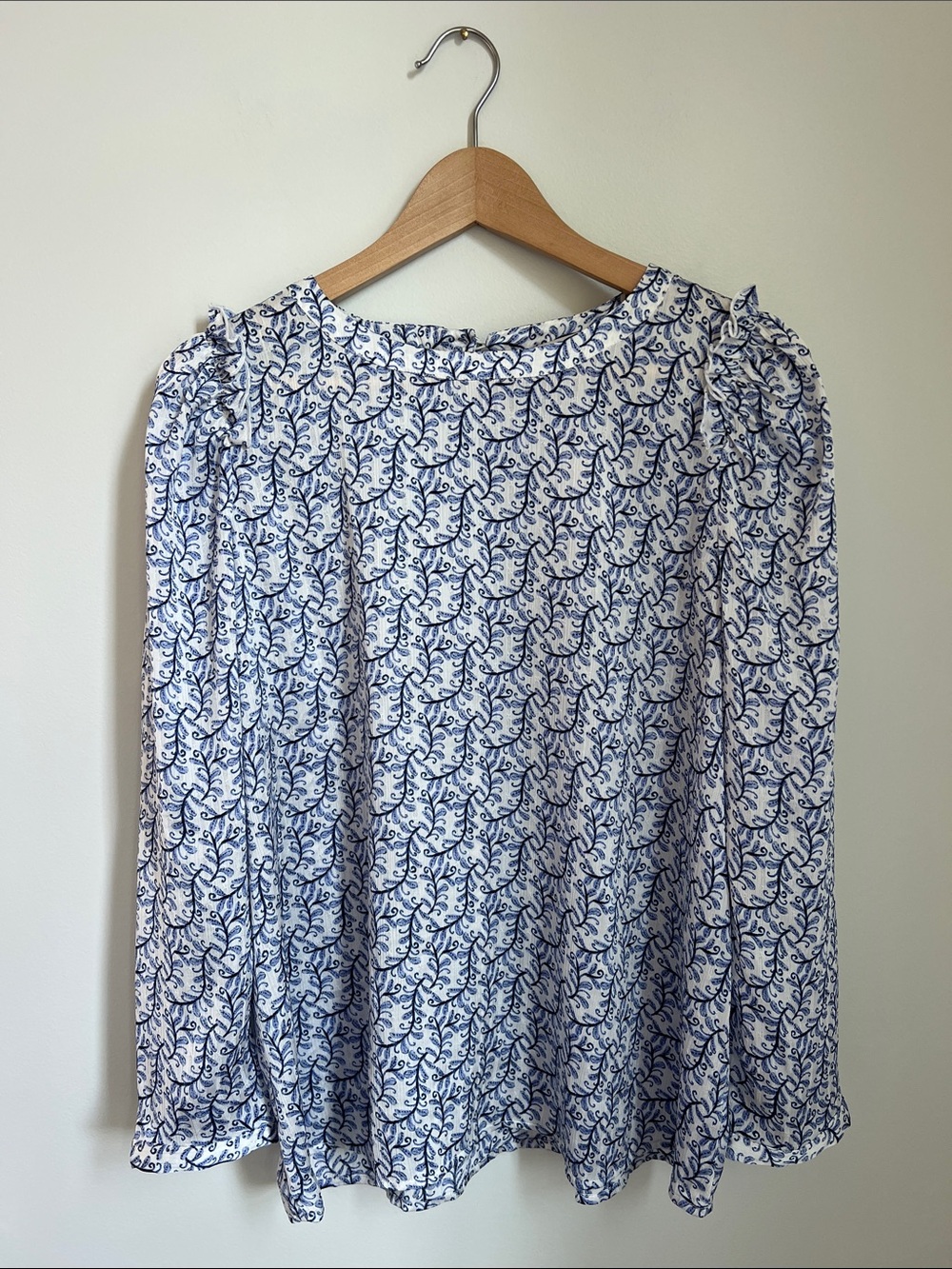 LOFT | White Long-Sleeve Blouse Blue Paisley Print Business Casual NWT Medium
